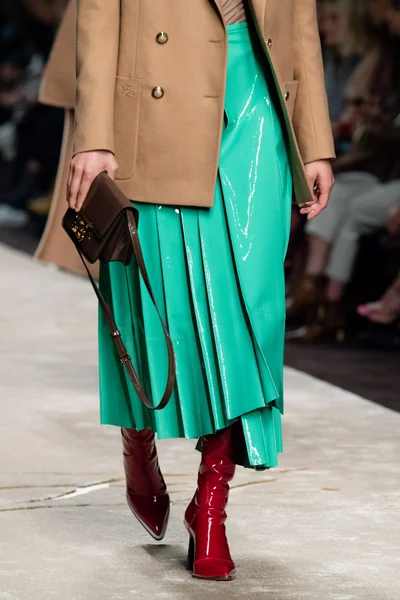 Look 43